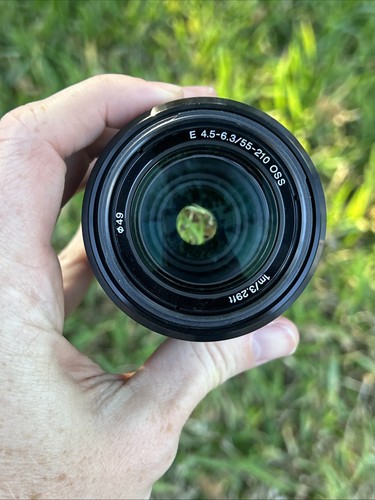 Sony 210mm 5 6 3 - f/4.5-6.3, oss