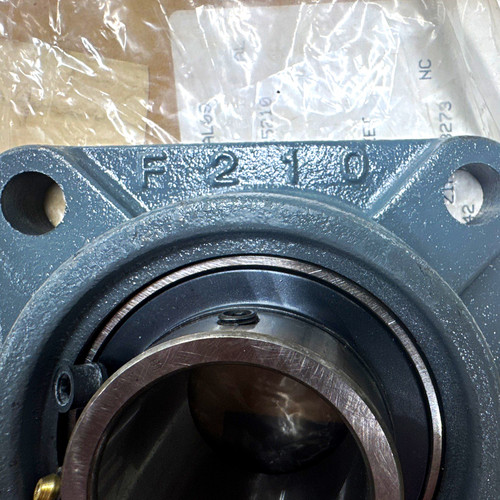 F210 bolt flange bearing - 4,